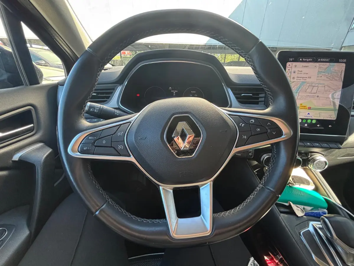 E-Tech Plug-in Hybrid 160 Edition One | BOSE Audio | Groot Navi | Trekhaak |
