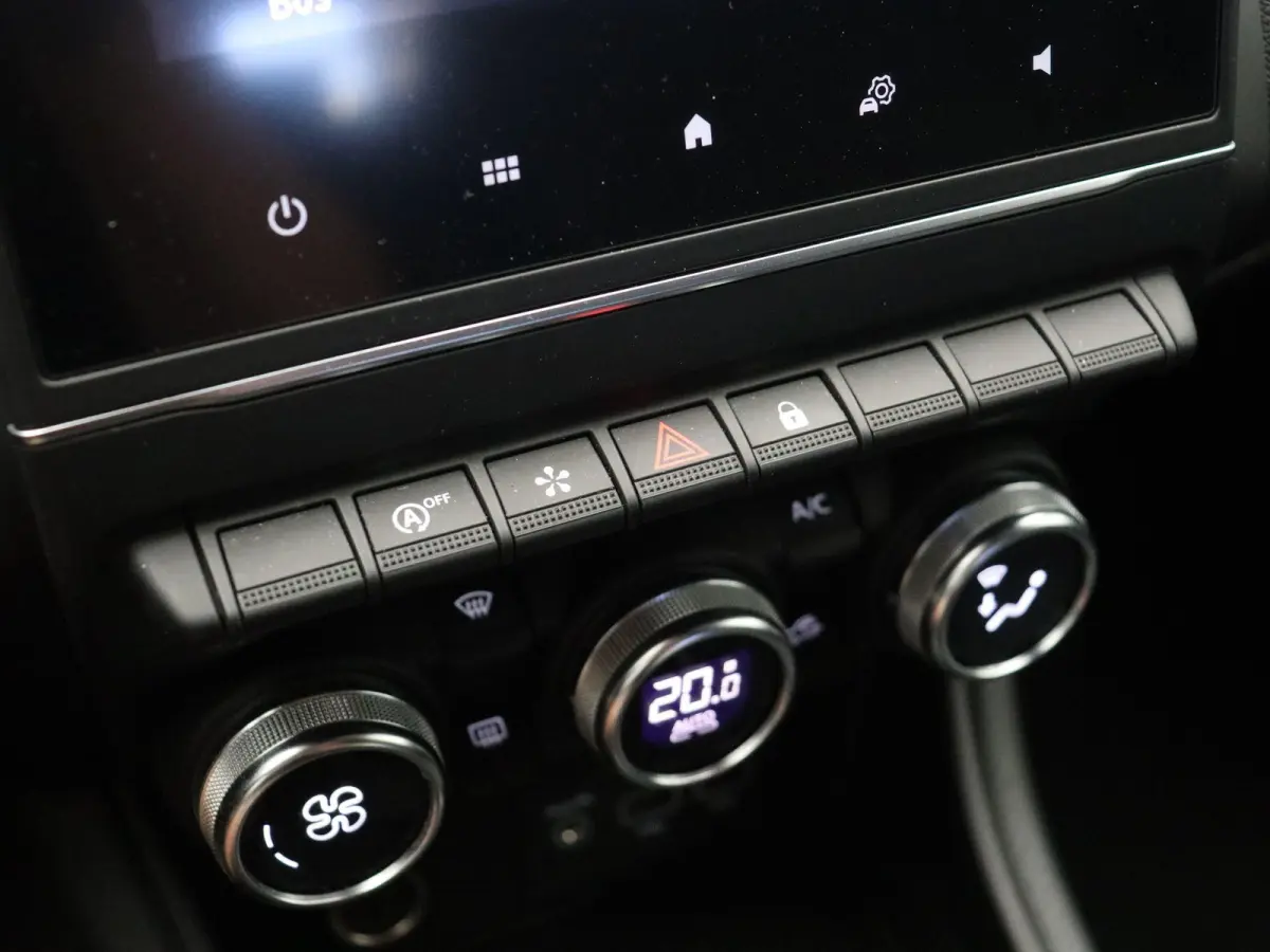 TCe 100pk Intens | Achteruitrijcamera | Navigatie | Apple/Android Carplay |