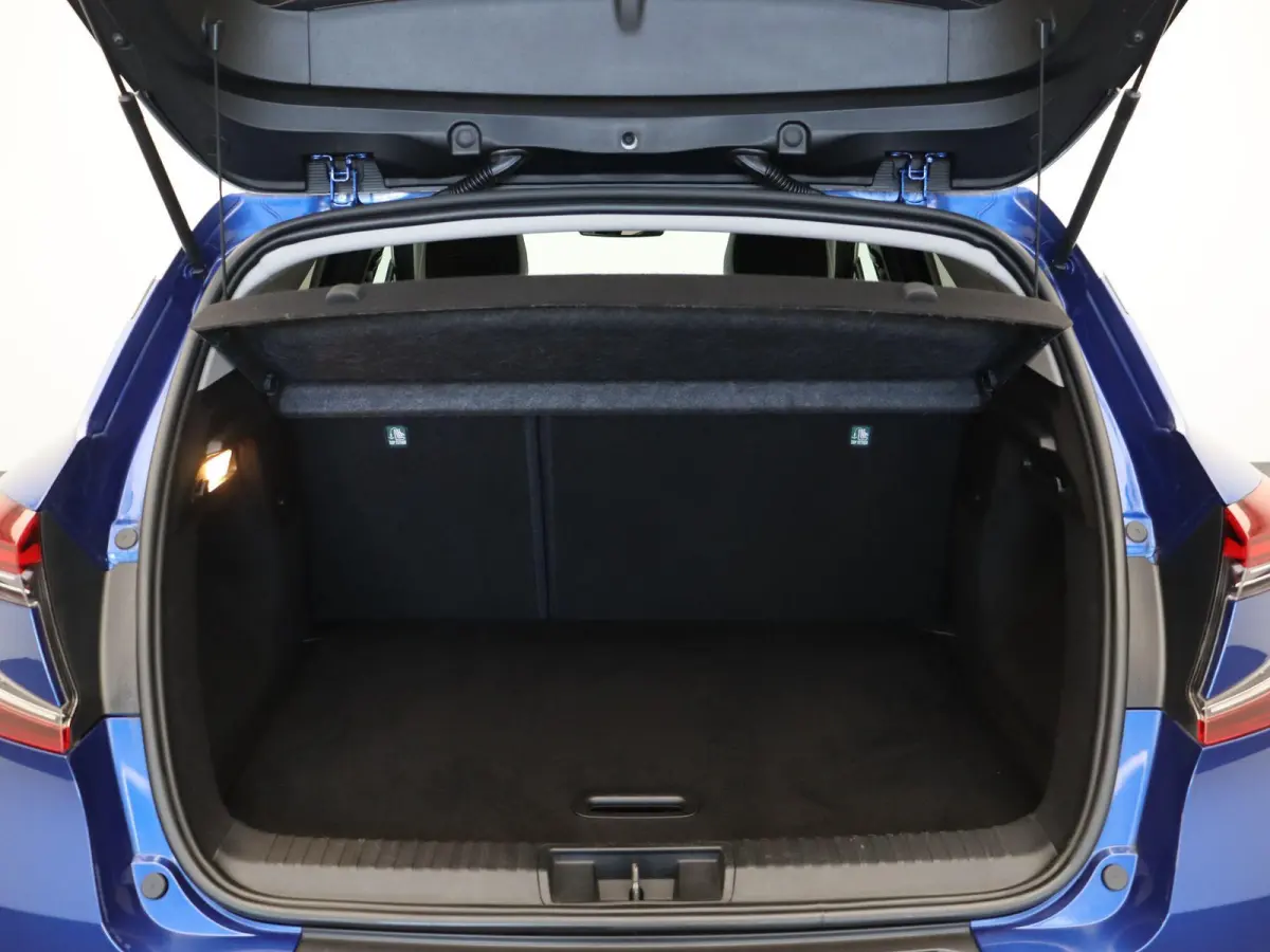 TCe 100pk Intens | Achteruitrijcamera | Navigatie | Apple/Android Carplay |