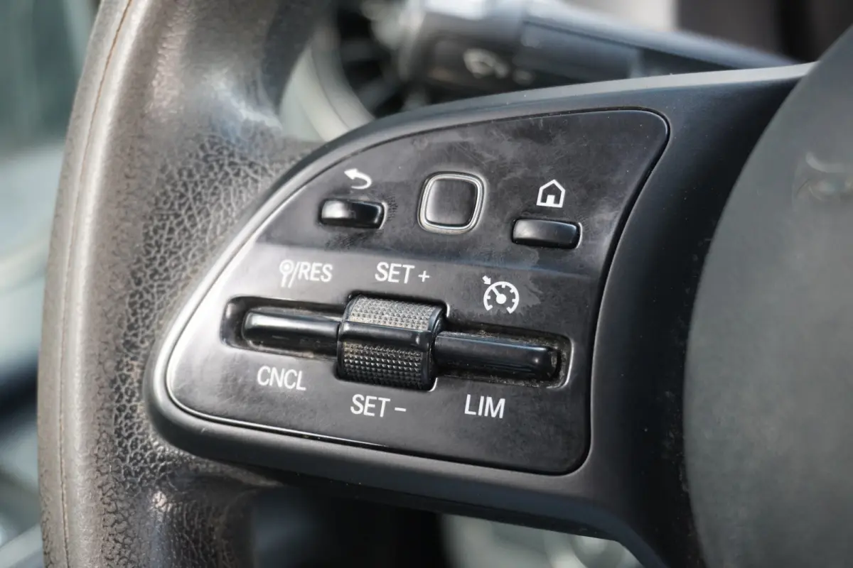 317 CDI L2H2 Automaat EURO 6 - Airco - Navi - Cruise - €21.900,- Excl.