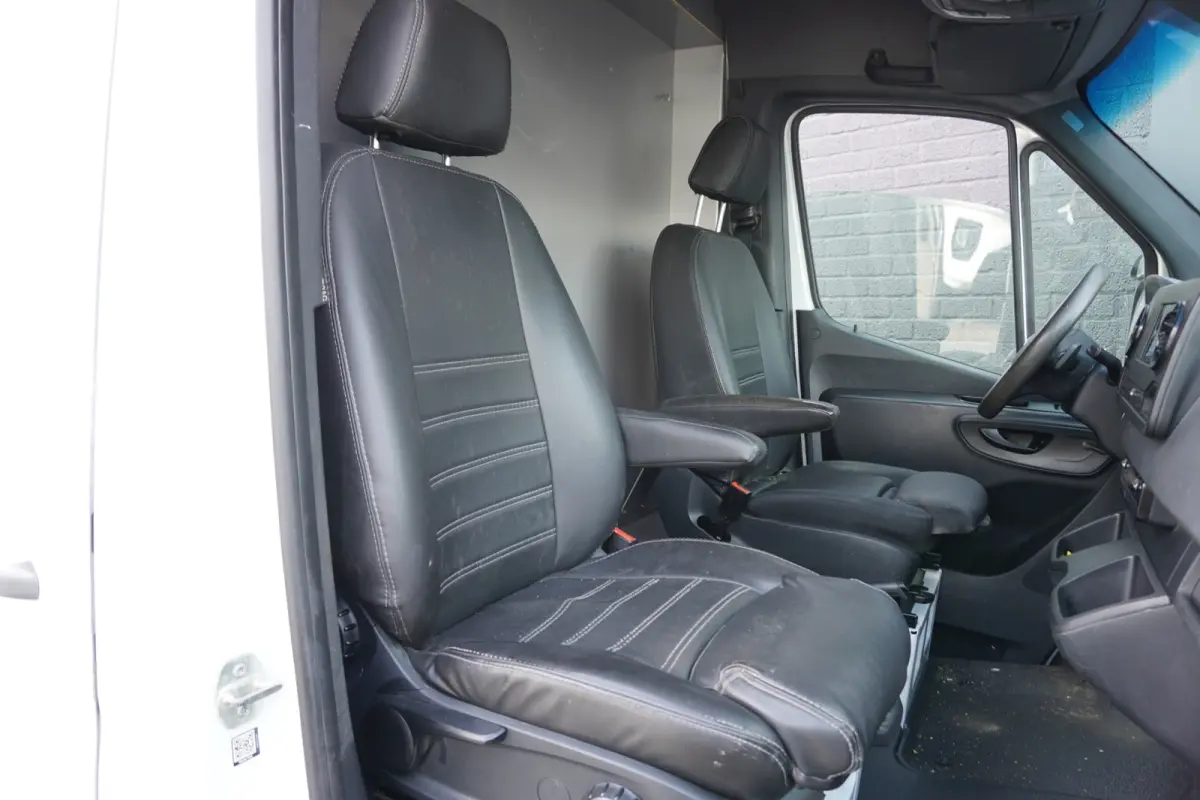 317 CDI L2H2 Automaat EURO 6 - Airco - Navi - Cruise - €21.900,- Excl.
