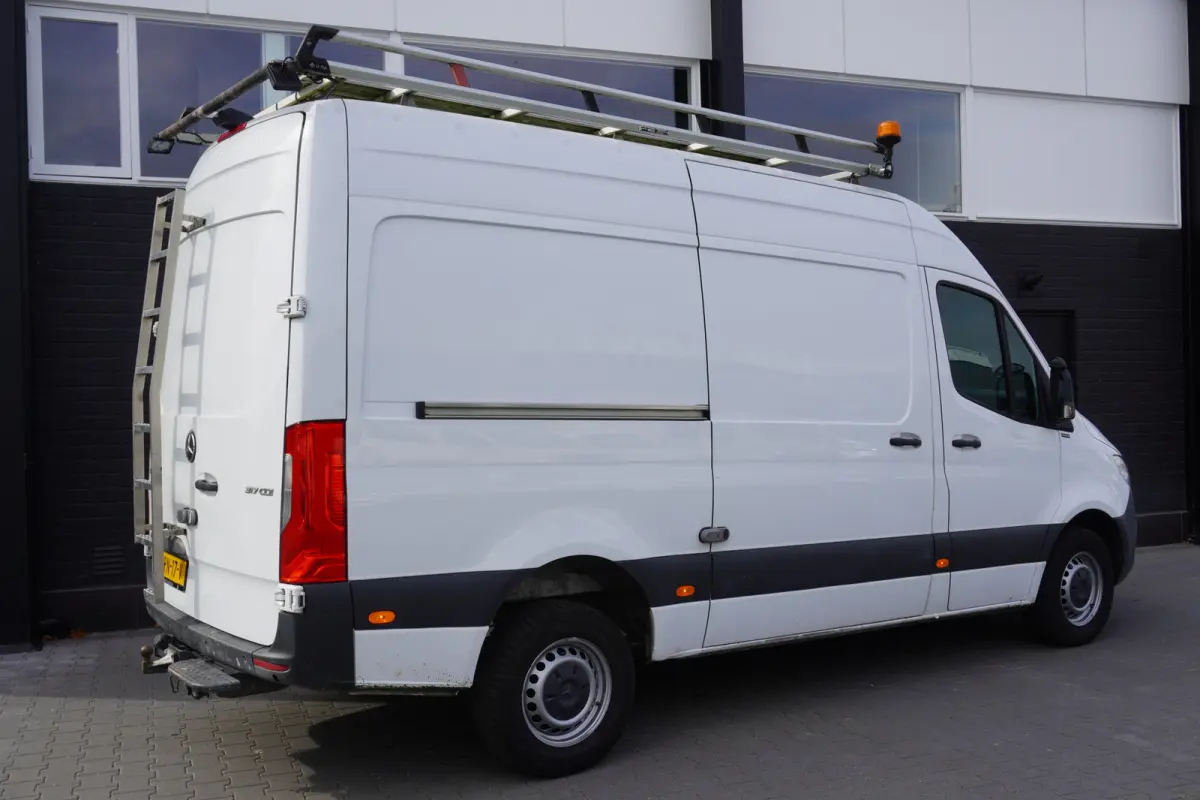 317 CDI L2H2 Automaat EURO 6 - Airco - Navi - Cruise - €21.900,- Excl.