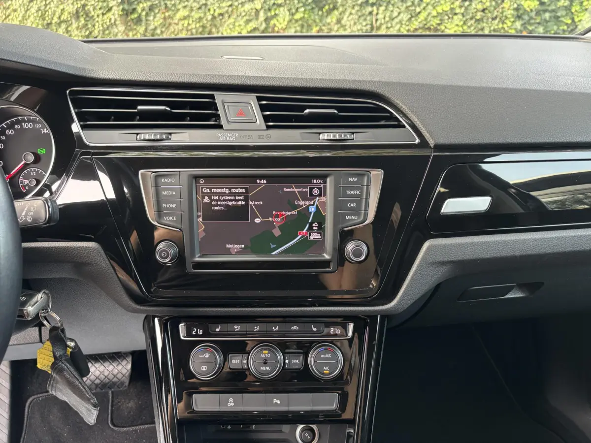 1.4 TSI DSG Highline Business|7p|Navi|PDC|Stoelver