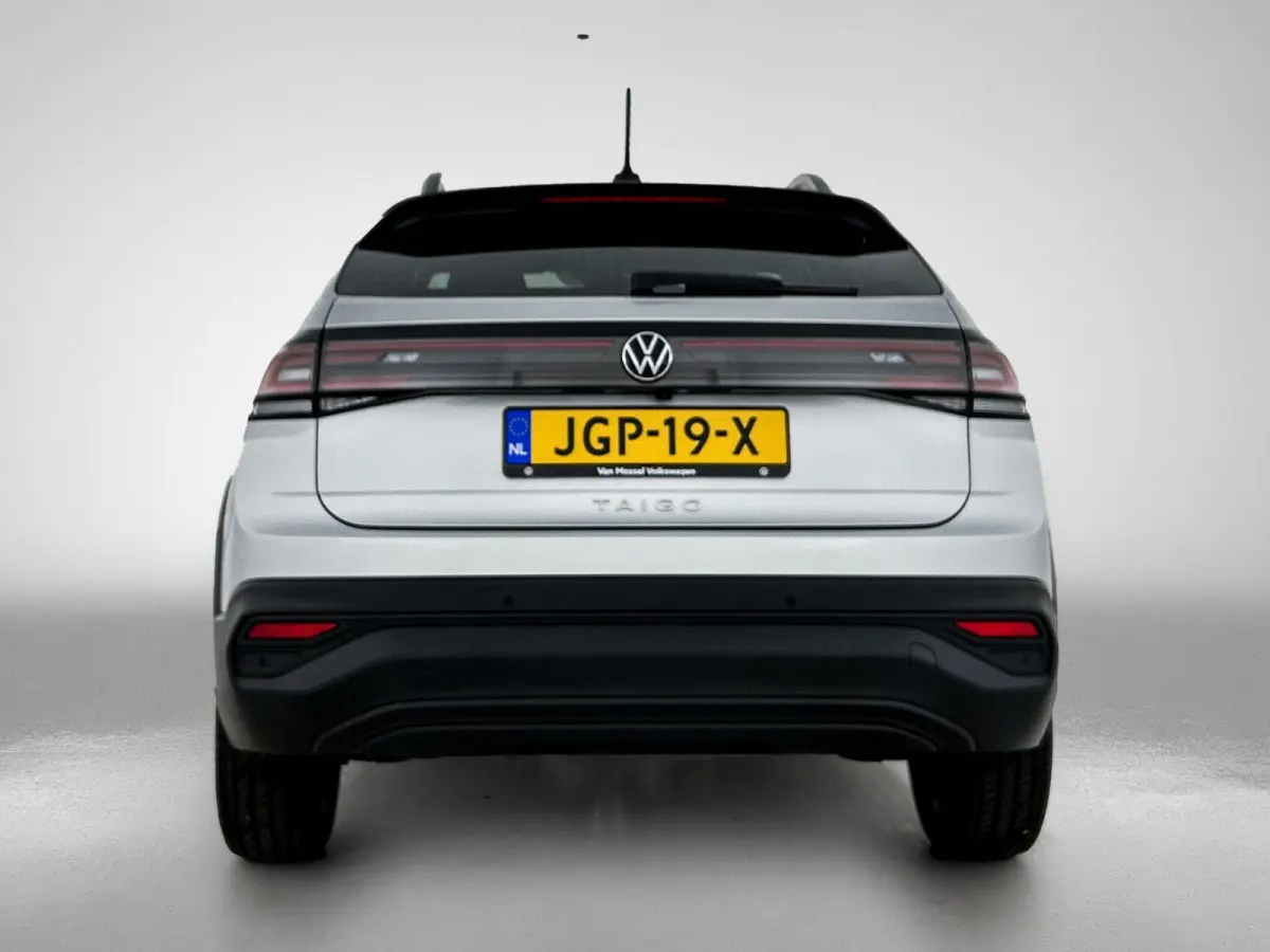 1.0 TSI Life Edition 115pk | Automaat | Navigatie | Draadloze Apple Carplay | Adaptieve cruise control | Travel Assist | Achteruitrij camera | Climate control | Stoelverwarming | Elektrisch 