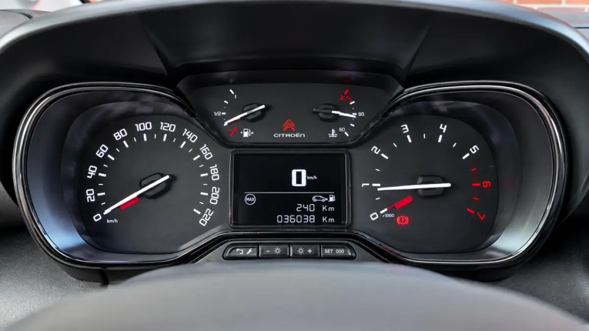 1.2 PT S&S C-Series Clima Navigatie Carplay Hoge Zit