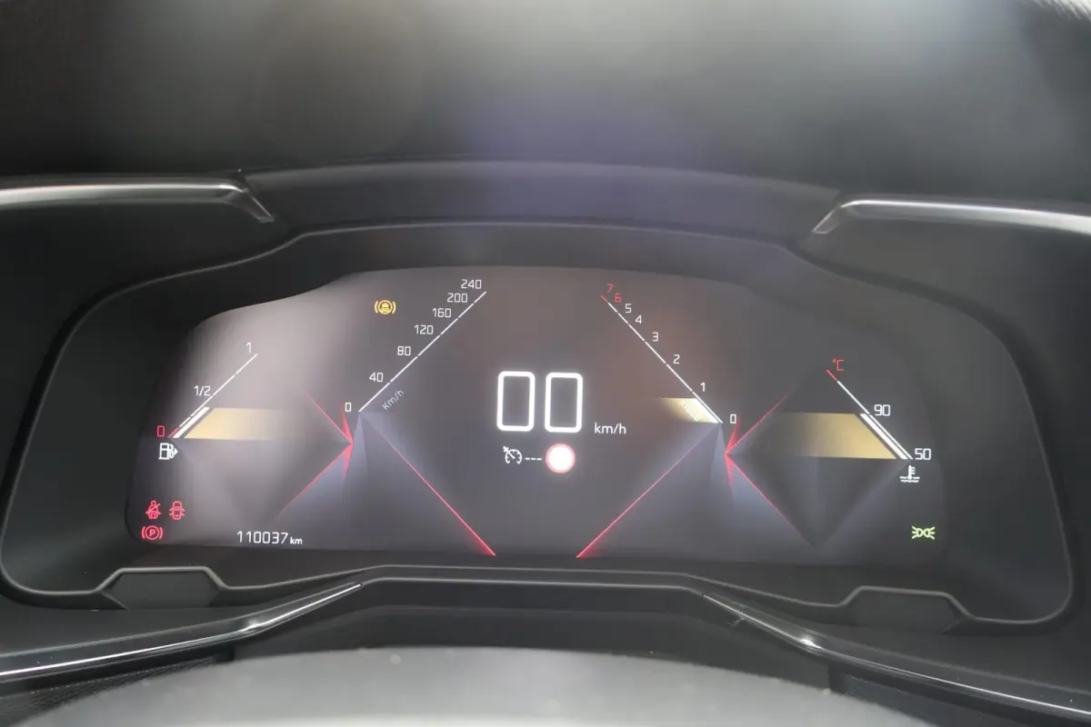 1.2 PureTech Business | Cruise Control | 360 Camera | Climate Control | Apple Carplay/Android Auto |