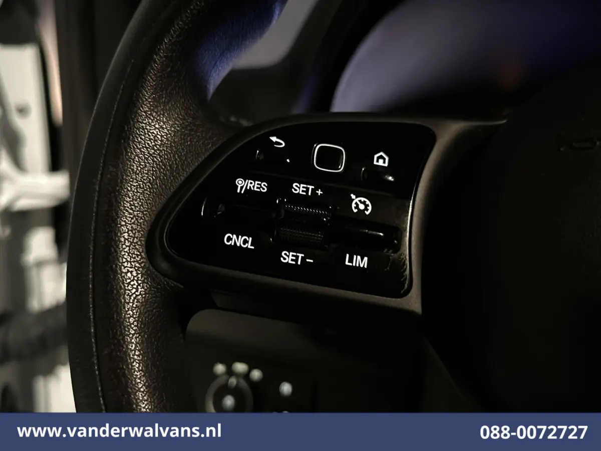 317 CDI 170pk L3H2 Euro6 Airco | Camera | Apple Carplay | Cruisecontrol Android Auto, Stoelverwarming, Parkeersensoren, Bijrijdersbank