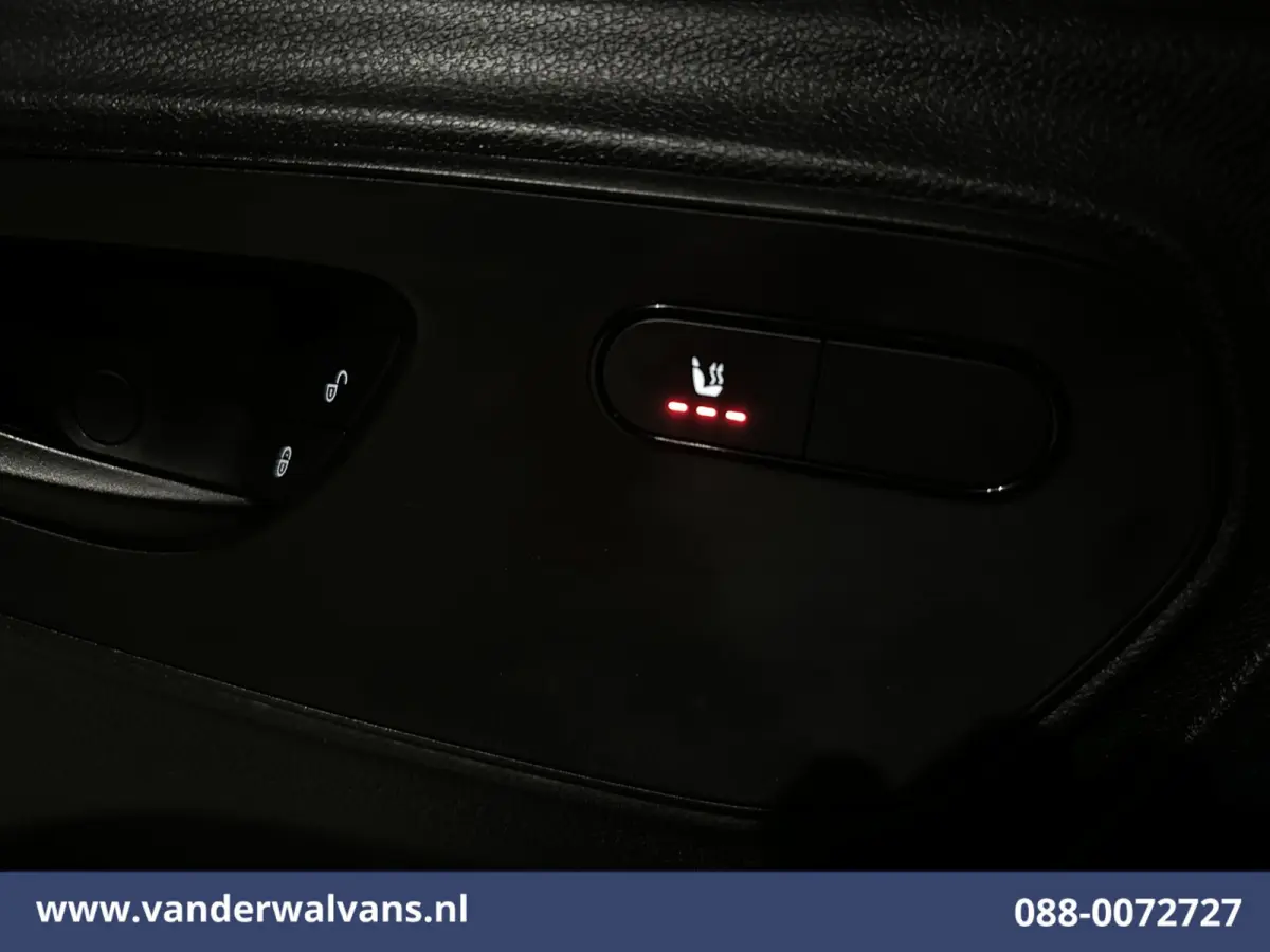 317 CDI 170pk L3H2 Euro6 Airco | Camera | Apple Carplay | Cruisecontrol Android Auto, Stoelverwarming, Parkeersensoren, Bijrijdersbank