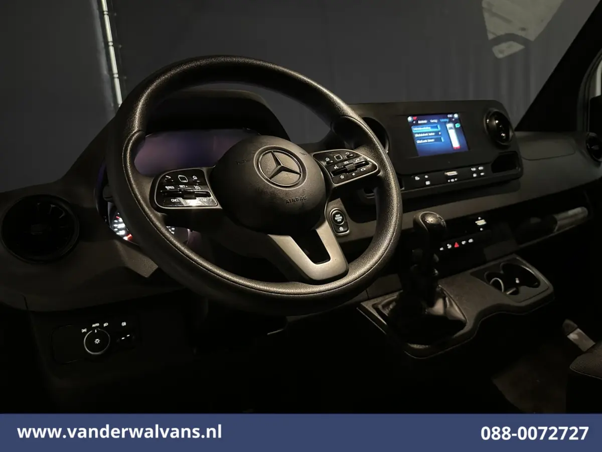 317 CDI 170pk L3H2 Euro6 Airco | Camera | Apple Carplay | Cruisecontrol Android Auto, Stoelverwarming, Parkeersensoren, Bijrijdersbank