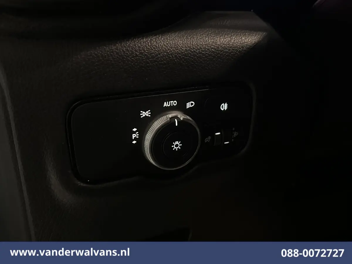 116 CDI 164pk L2H1 Euro6 Airco | Camera | Navigatie | Cruisecontrol | Stoelverwarming Parkeersensoren, Bijrijdersbank