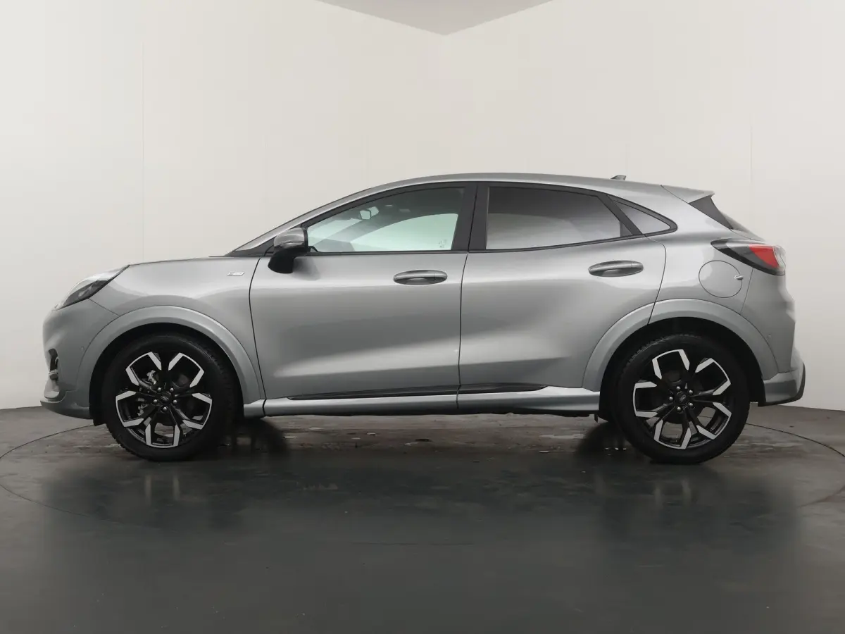 1.0 EcoBoost ST-Line X | Panoramadak | Adapt. Cruise | Trekhaak | Winter Pack |