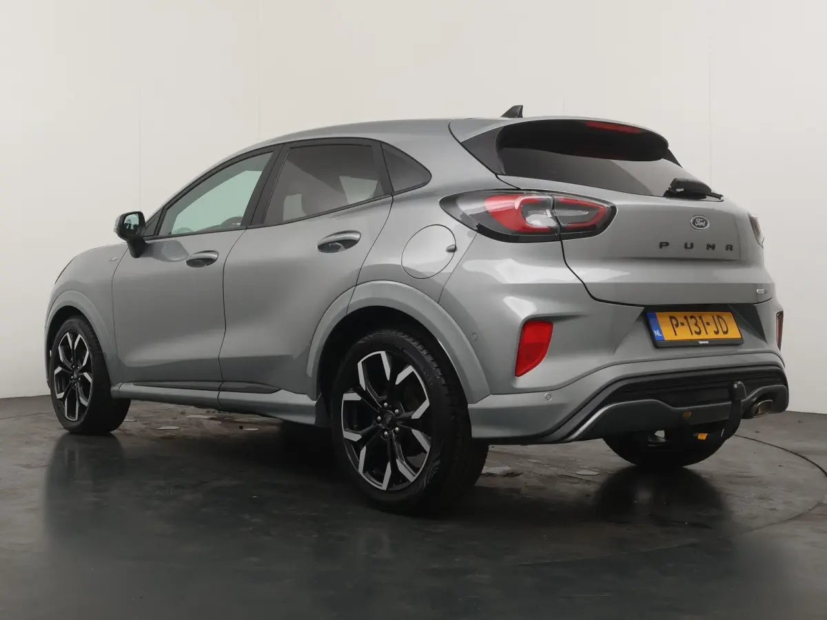 1.0 EcoBoost ST-Line X | Panoramadak | Adapt. Cruise | Trekhaak | Winter Pack |