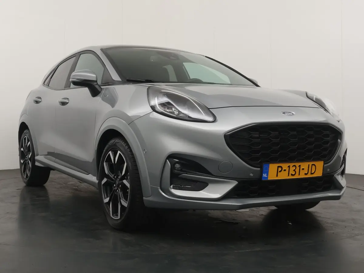 1.0 EcoBoost ST-Line X | Panoramadak | Adapt. Cruise | Trekhaak | Winter Pack |
