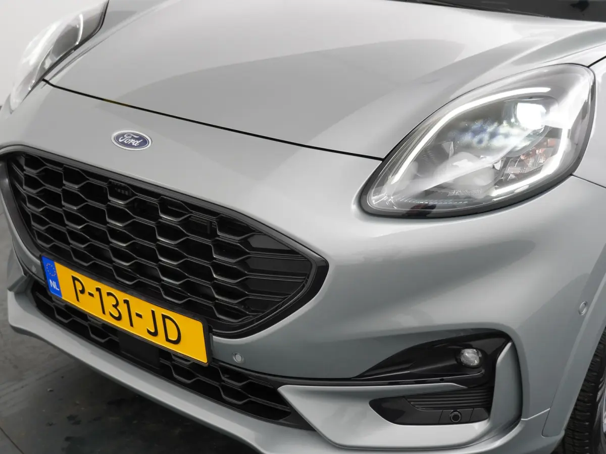 1.0 EcoBoost ST-Line X | Panoramadak | Adapt. Cruise | Trekhaak | Winter Pack |