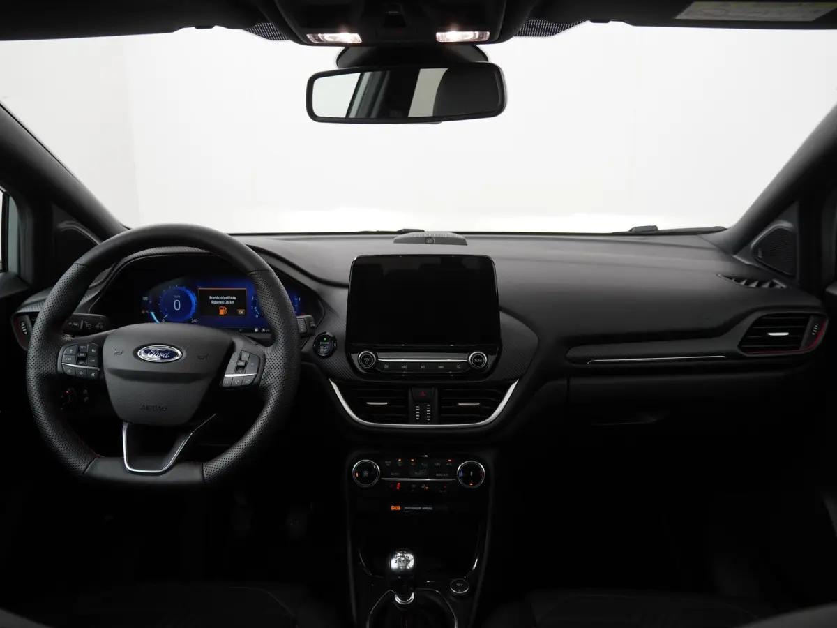 1.0 EcoBoost ST-Line X | Panoramadak | Adapt. Cruise | Trekhaak | Winter Pack |