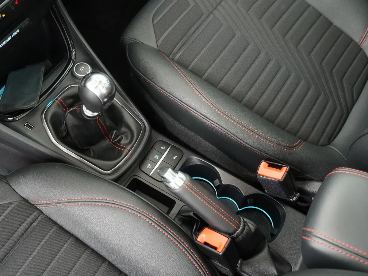 1.0 EcoBoost ST-Line X | Panoramadak | Adapt. Cruise | Trekhaak | Winter Pack |