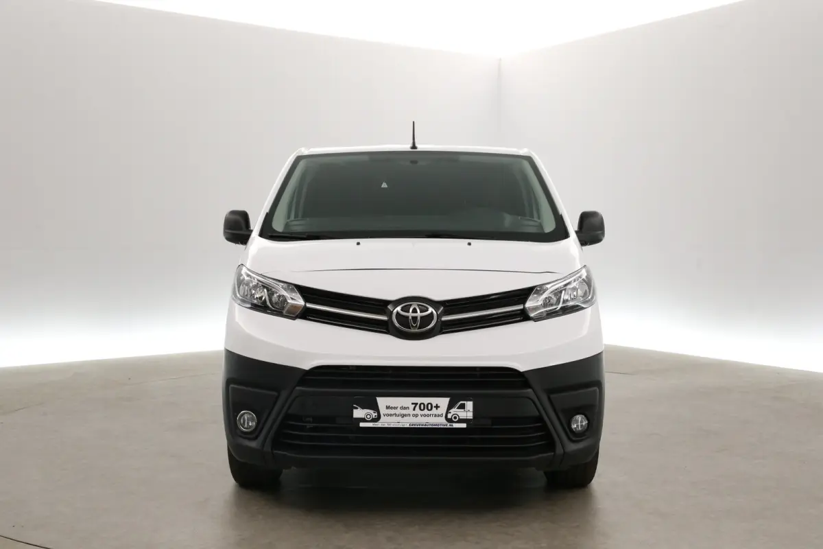 Elektrisch 75 kWh L2H1 Long Range | Snelladen | SOH 99% | Airco | Cruise | 3 Zits | Carplay | Parkeersens.