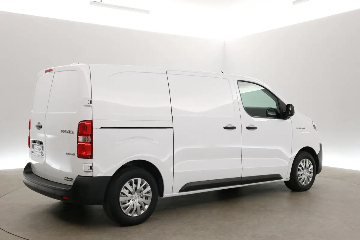 Elektrisch 75 kWh L2H1 Long Range | Snelladen | SOH 99% | Airco | Cruise | 3 Zits | Carplay | Parkeersens.