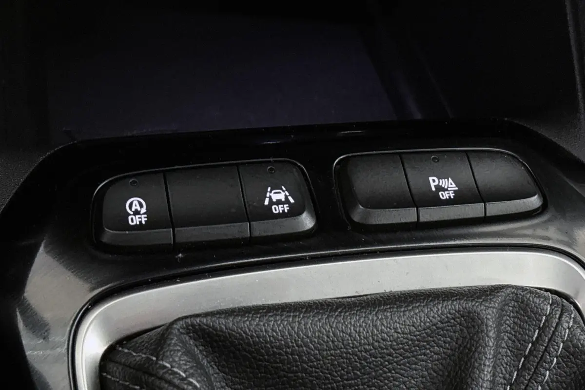1.2 Elegance 100PK Apple CarPlay Airco 16" LMW