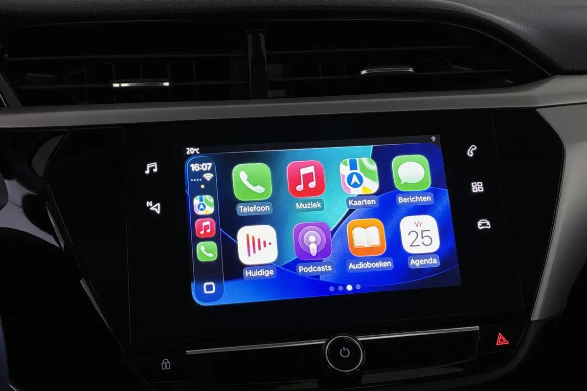 1.2 Elegance 100PK Apple CarPlay Airco 16" LMW