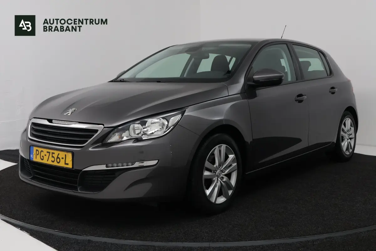 1.2 PureTech Active (TREKHAAK, CRUISE CONTROL, NAVIGATIE, PARKEERSENSOREN)