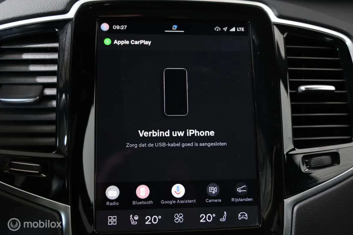 2.0 T8 Recharge AWD Ultimate Dark - Pano - Elektrische trekhaak - Luchtvering