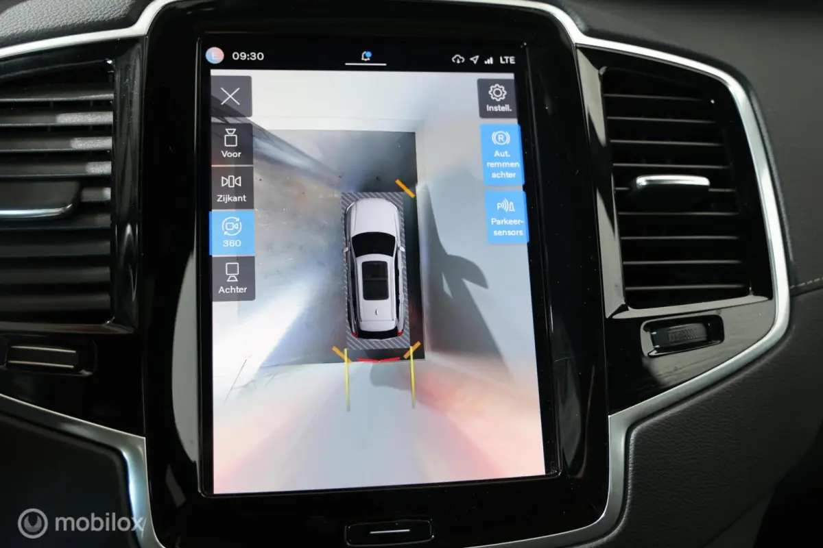 2.0 T8 Recharge AWD Ultimate Dark - Pano - Elektrische trekhaak - Luchtvering
