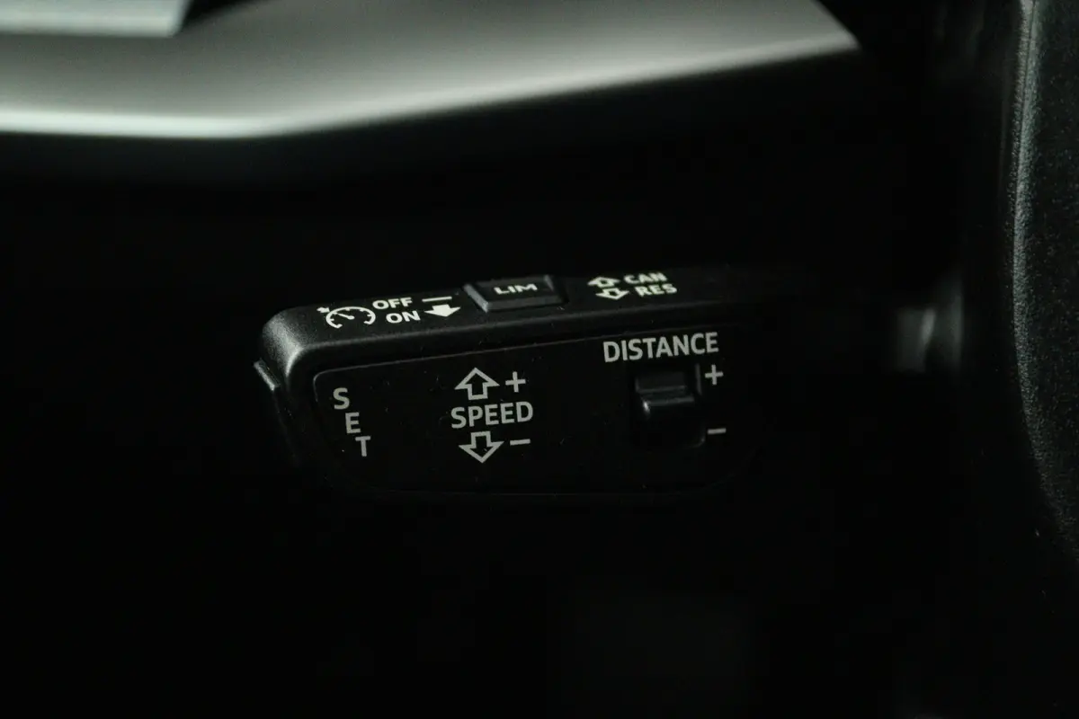 30 TFSI Advanced edition (DIGITALE DASHBOARD, CAMERA, CRUISE CONTROL ADAPTIEF)