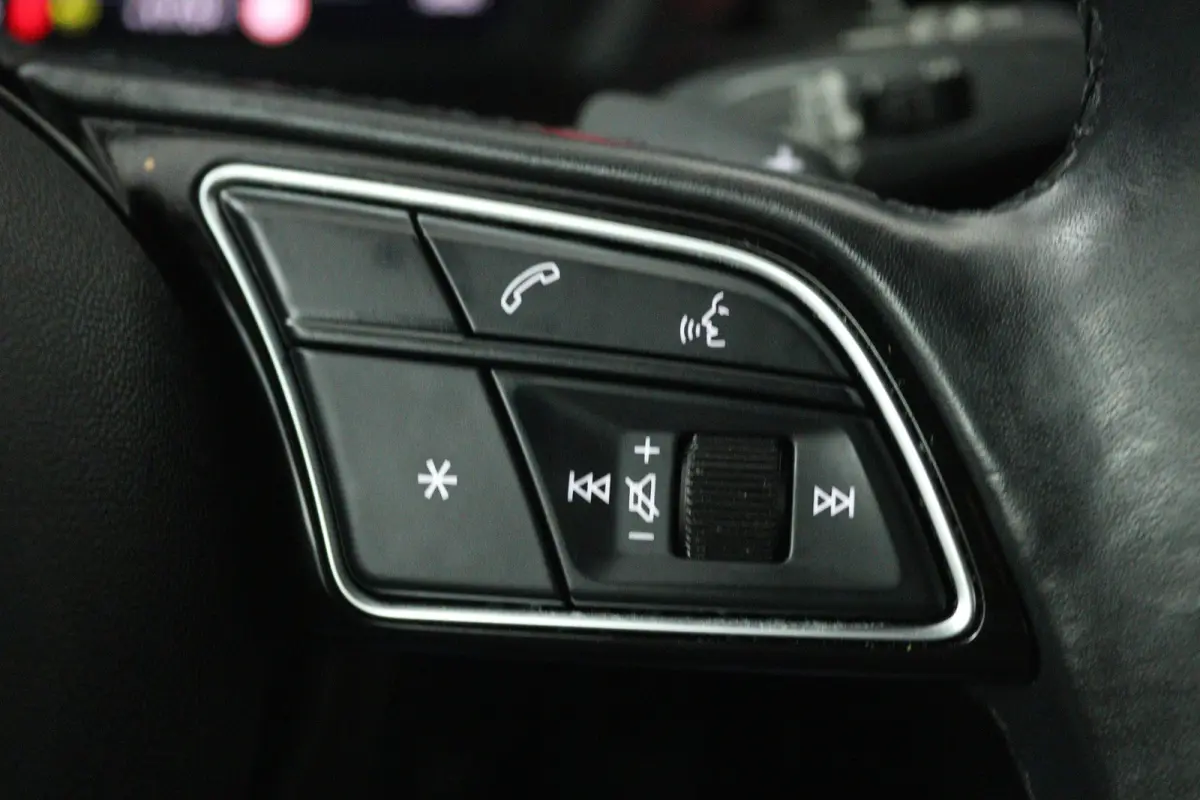30 TFSI Advanced edition (DIGITALE DASHBOARD, CAMERA, CRUISE CONTROL ADAPTIEF)
