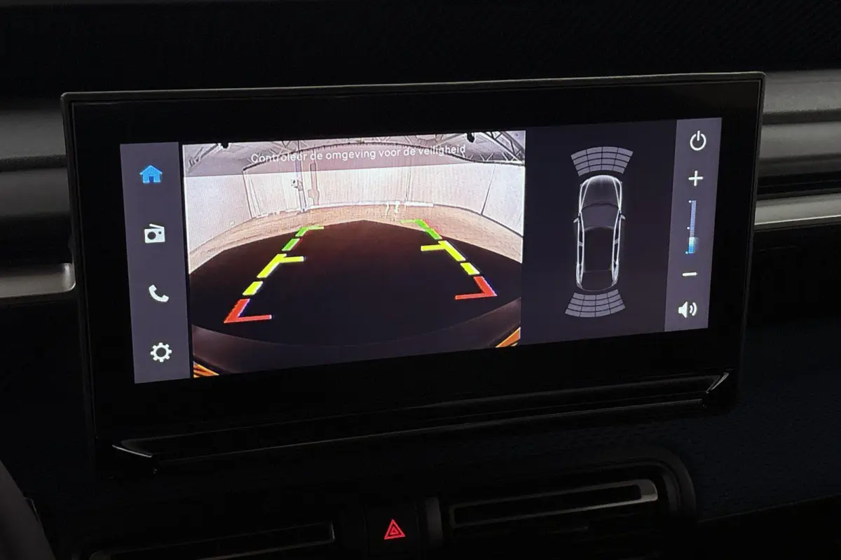 1.2 Hybrid 110pk Collection Camera Apple CarPlay 17"