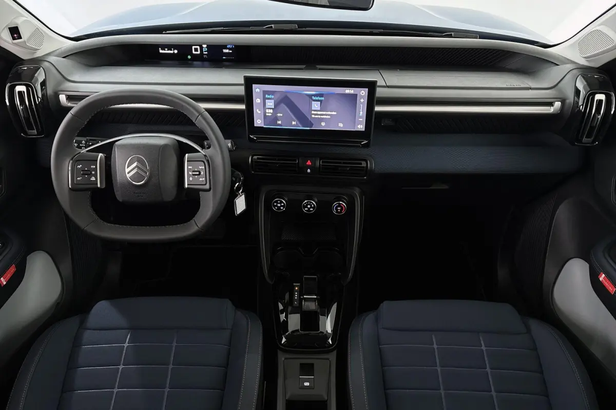 1.2 Hybrid 110pk Collection Camera Apple CarPlay 17"