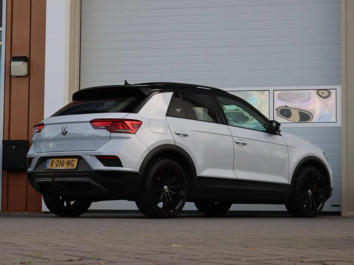 1.5 TSI 150PK Sport | Panoramadak | 19inch velgen | Two-tone