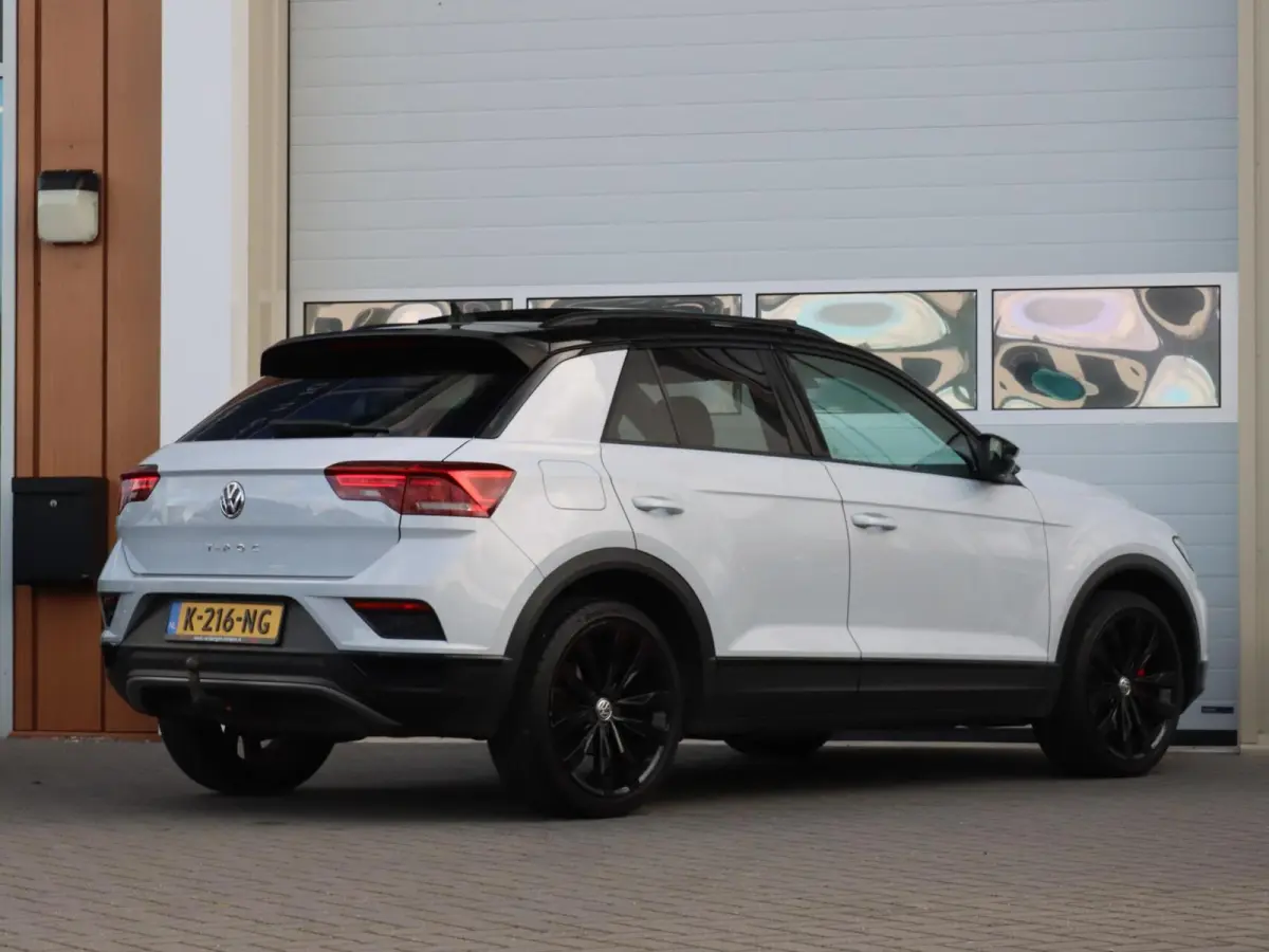 1.5 TSI 150PK Sport | Panoramadak | 19inch velgen | Two-tone