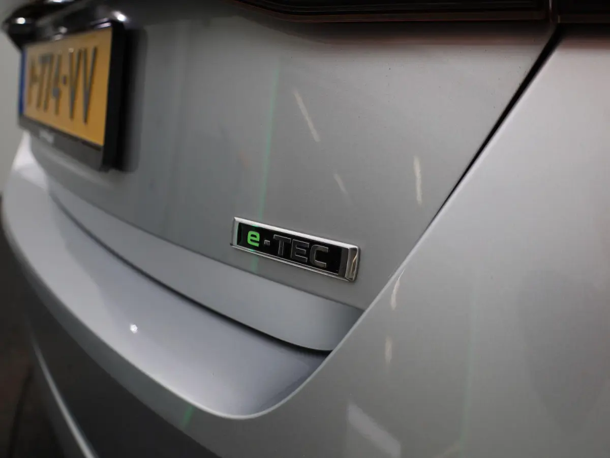 1.0 e-TSI Sport Business | Automaat | Apple Carplay / Android Auto | Stoelverwarming | Parkeersensoren |