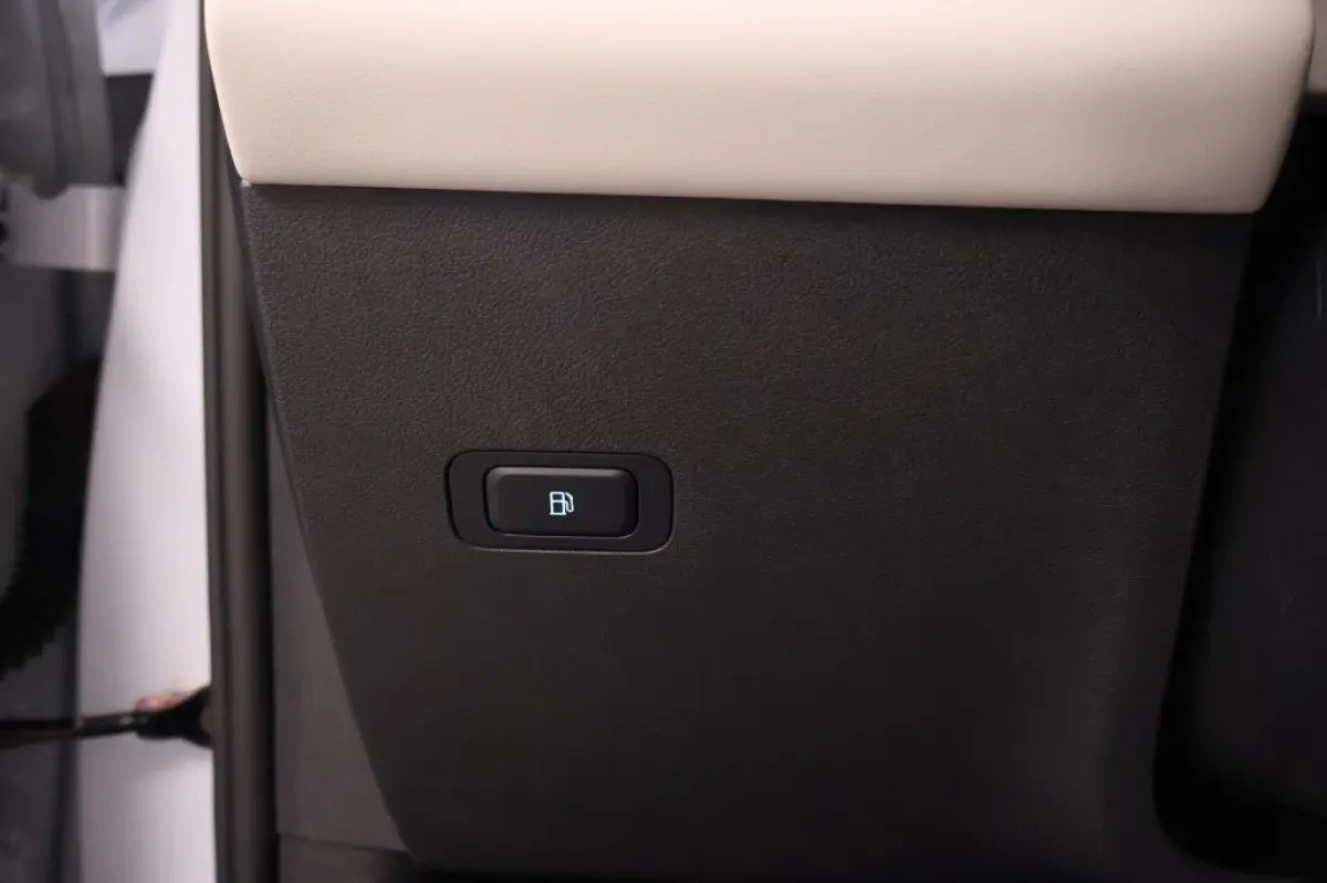 1.5 DM-i Boost | Plug-in Hybrid | Compact