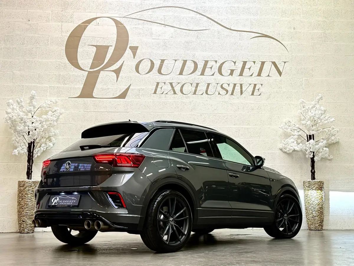 2.0 TSI 4Motion R / PANO / LEDER CARBON / CARPLAY / KEYLESS / CAMERA / DCC / ACC / DODEHOEK / OFFROAD / BEATS /