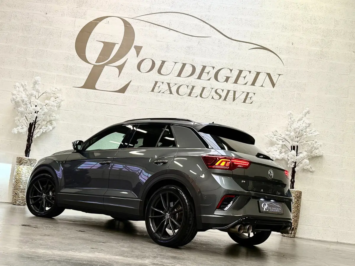 2.0 TSI 4Motion R / PANO / LEDER CARBON / CARPLAY / KEYLESS / CAMERA / DCC / ACC / DODEHOEK / OFFROAD / BEATS /