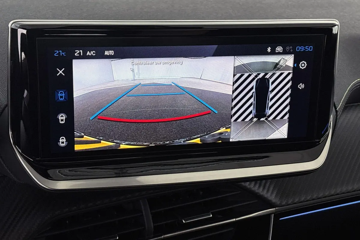 1.2 Hybrid 110 e-DCS6 GT Camera Keyless LED Apple CarPlay