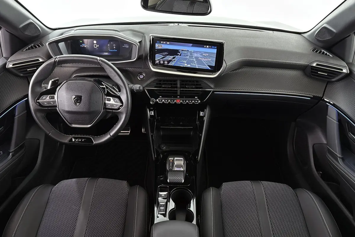 1.2 Hybrid 110 e-DCS6 GT Camera Keyless LED Apple CarPlay