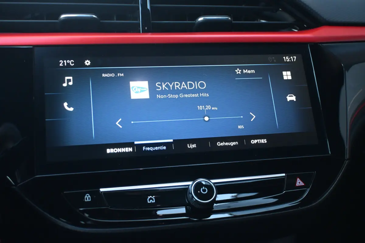 1.2 Turbo Hybrid Yes 110pk Demo-Deal! | Navigatie By App | Achteruitrijcamera | Dodehoekdetectie | Apple Carplay & Android Auto | !!