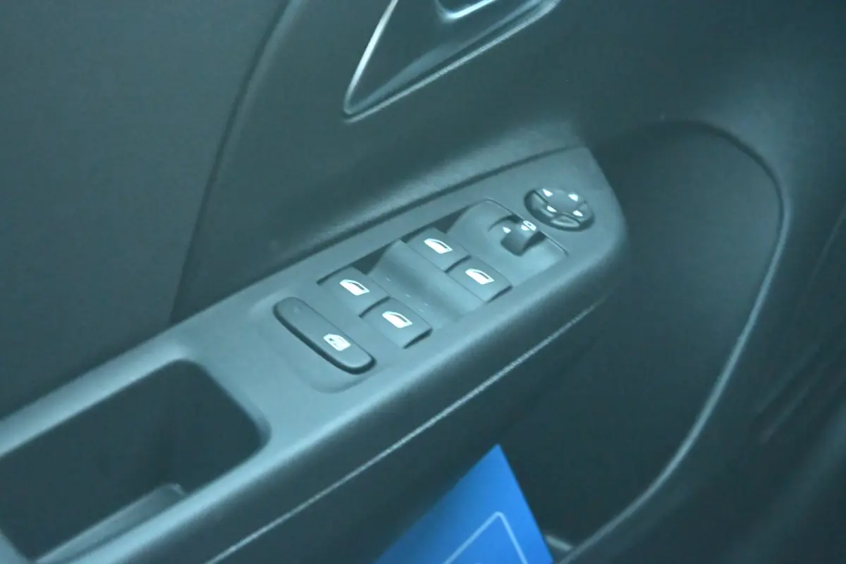 1.2 Turbo Hybrid Yes 110pk Demo-Deal! | Navigatie By App | Achteruitrijcamera | Dodehoekdetectie | Apple Carplay & Android Auto | !!