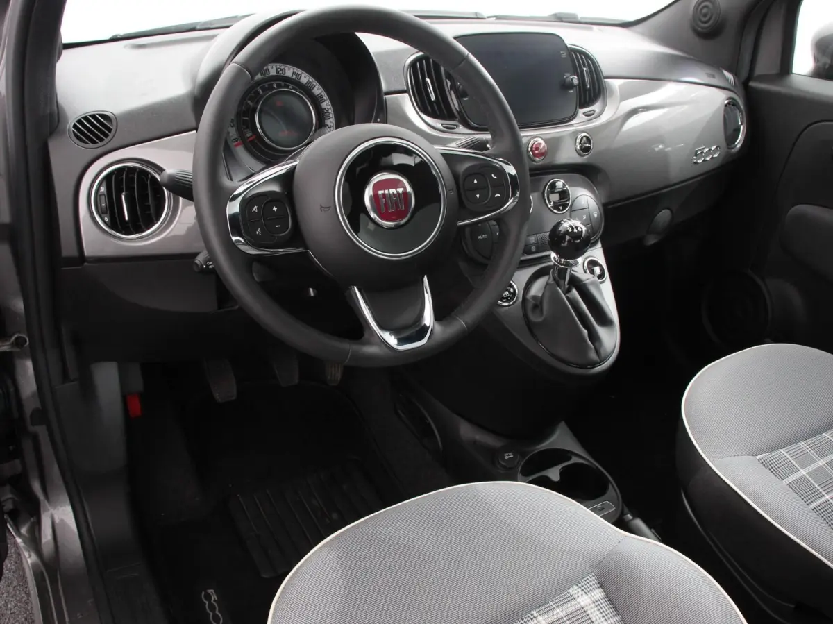 1.0 Hybrid Lounge Plus Cruise control Panorama dak Parkeersensor achter Climate control Apple carplay / Andriod auto