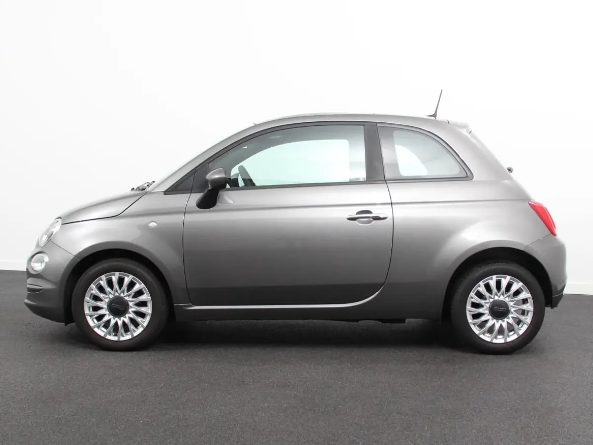 1.0 Hybrid Lounge Plus Cruise control Panorama dak Parkeersensor achter Climate control Apple carplay / Andriod auto