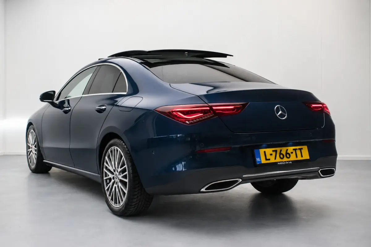 180 Business Solution Luxury NL-auto [ Panoramadak Sfeerverlichting Memory Carplay Camera Leder ]