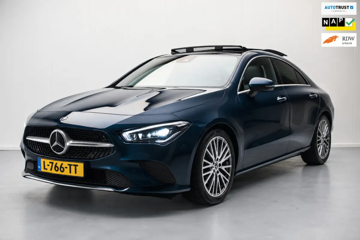 180 Business Solution Luxury NL-auto [ Panoramadak Sfeerverlichting Memory Carplay Camera Leder ]