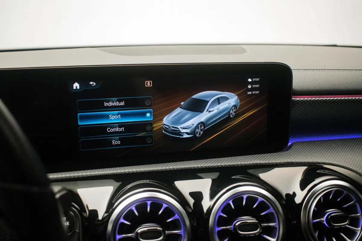 180 Business Solution Luxury NL-auto [ Panoramadak Sfeerverlichting Memory Carplay Camera Leder ]