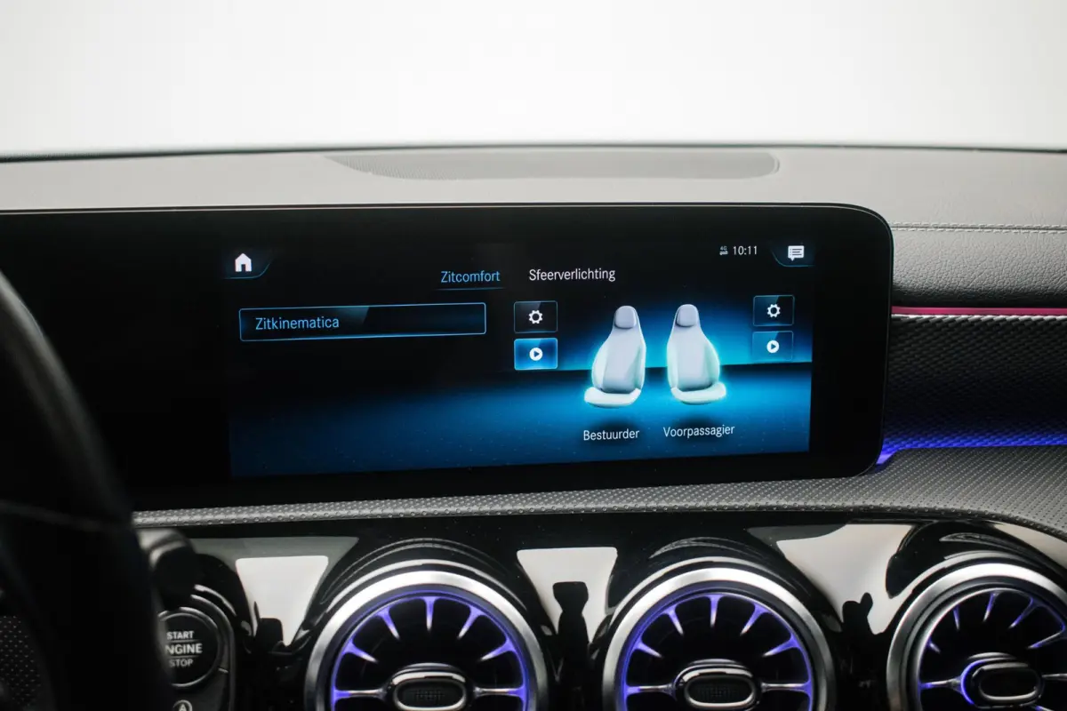 180 Business Solution Luxury NL-auto [ Panoramadak Sfeerverlichting Memory Carplay Camera Leder ]