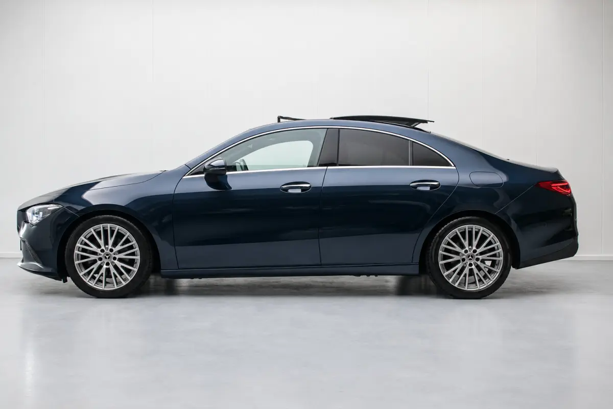 180 Business Solution Luxury NL-auto [ Panoramadak Sfeerverlichting Memory Carplay Camera Leder ]