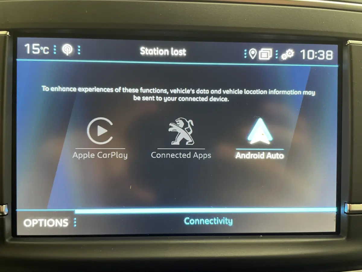 2.0 BlueHDI 180pk Automaat Dubbele Cabine Navigatie Airco Climate Control Parkeer sensoren Trekhaak