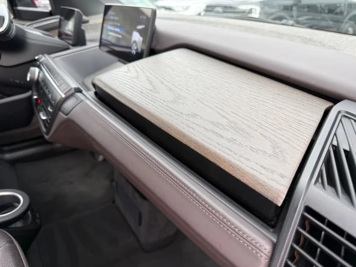iPerf. 94Ah 33 kWh ** LED, LEDER, TREKH, CAMERA, ACC, NAVI+, 20-inch LMV ** UNFALLFREI - VOL. BMW ONDERH. ** ** INFORMEER OOK NAAR ONZE AANTREKKELIJKE FINANCIAL-LEASE TARIEVEN **